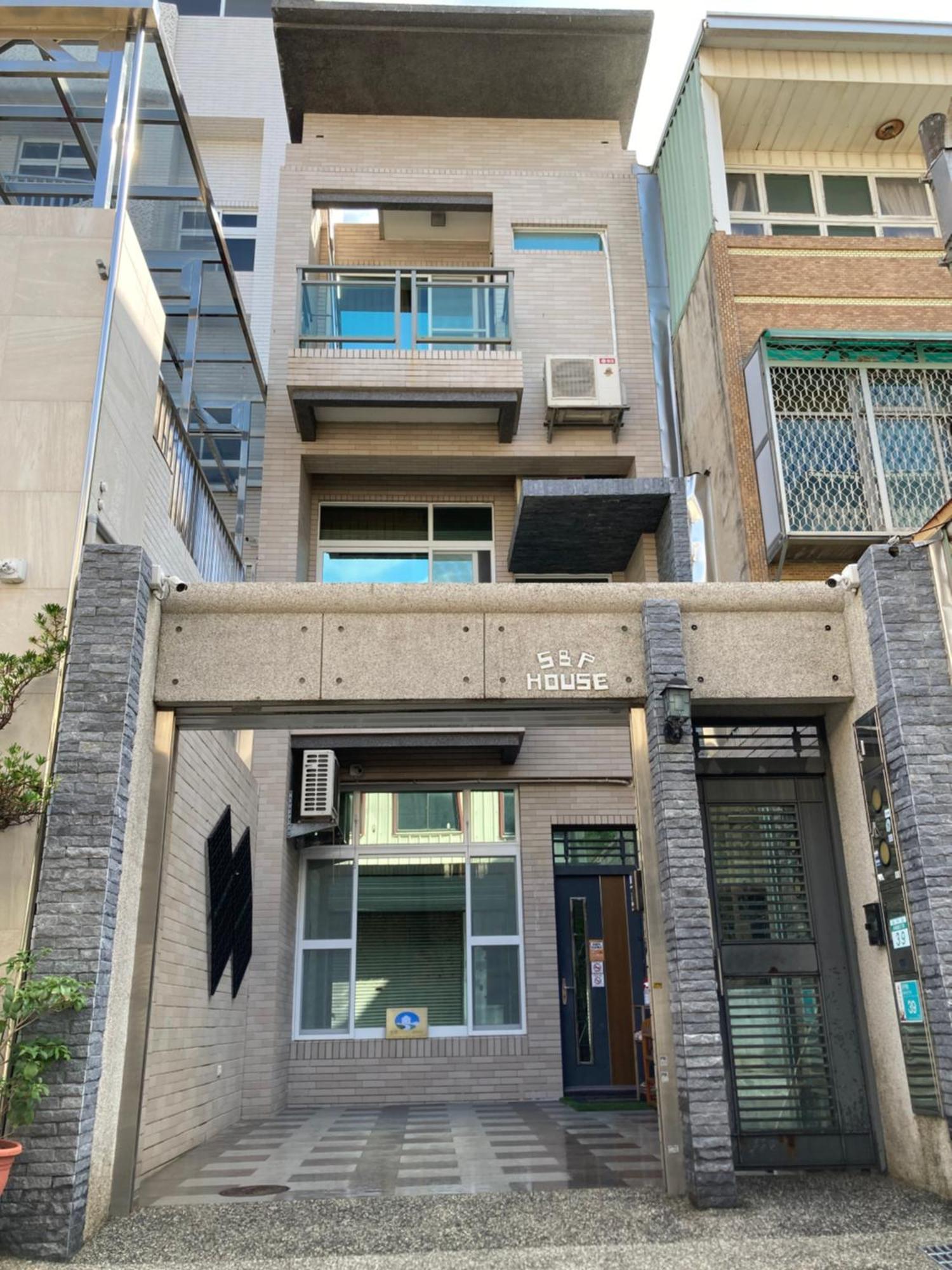 Appartamento S & P House Tainan Esterno foto