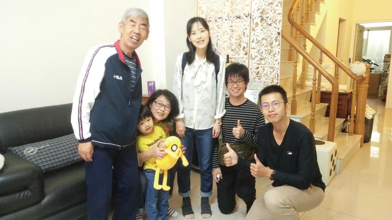 Appartamento S & P House Tainan Esterno foto